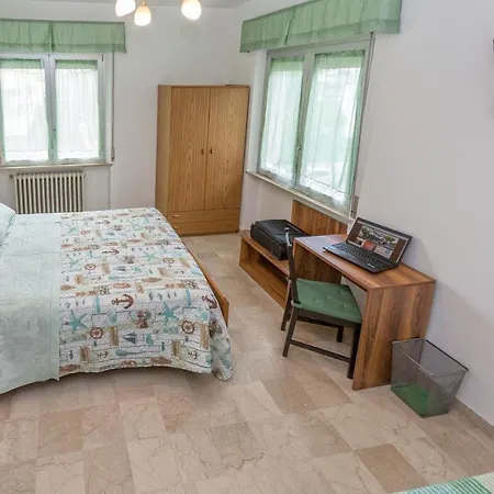 B&B Mazzini Alba Adriatica Exterior photo