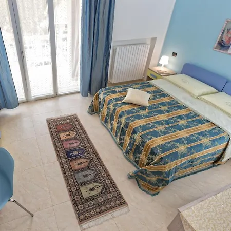 B&B Mazzini Alba Adriatica Exterior photo
